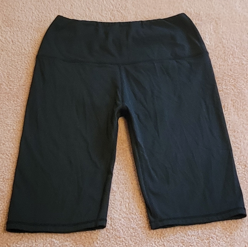 VARLEY Black Let's Move 9" Athletic Let's Move Bike Shorts. Sz: M - Picture 2 of 10